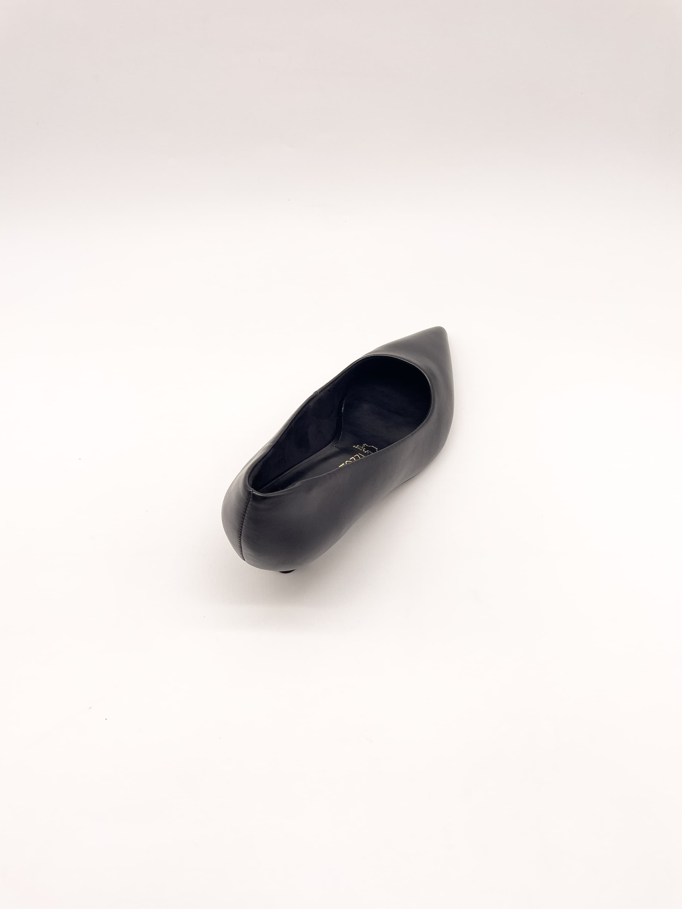 Туфли модельные жен. "Marco Tozzi" 2-22331-44 022 (черный,кожа)